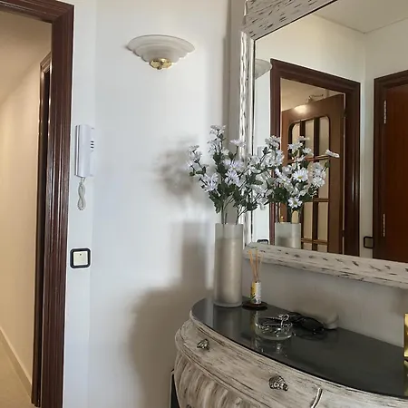R151 Beachfront In Apartman *